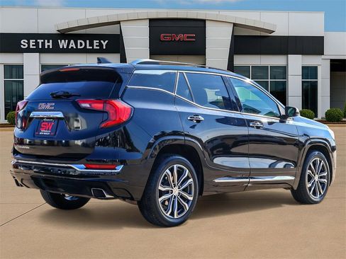 Used 2019 GMC Terrain Denali w/ Comfort Package image 7
