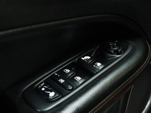 Used 2018 Jeep Compass Limited AWD/4WD image 20