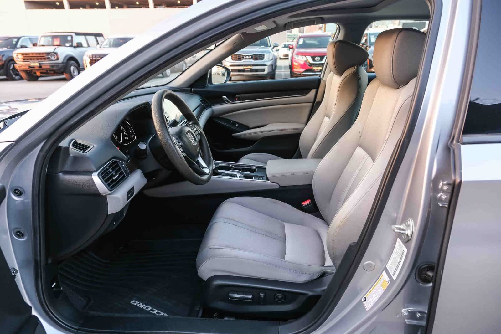 Used 2020 Honda Accord EX image 20