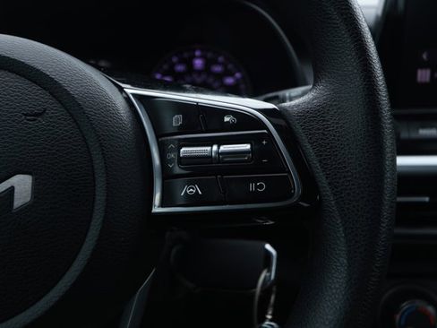 Used 2023 Kia Forte LXS image 14