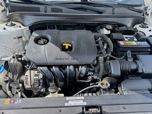 Used 2019 Kia Forte LXS FWD image 35