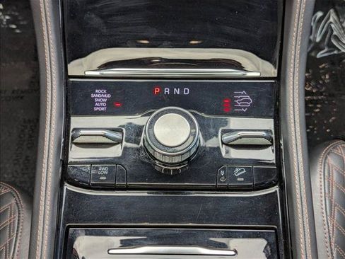 Used 2022 Jeep Grand Cherokee Summit AWD/4WD image 12