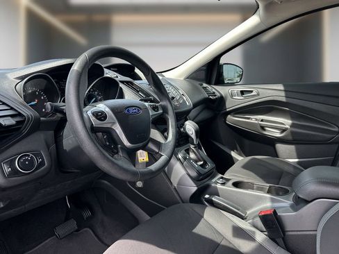 Used 2016 Ford Escape S FWD image 11