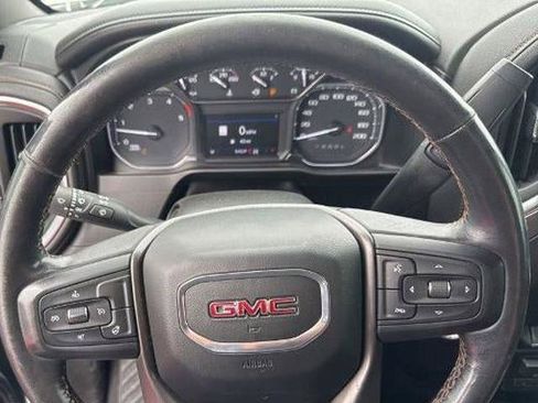 Used 2021 GMC Sierra 2500 AT4 w/ AT4 Preferred Package AWD/4WD image 7