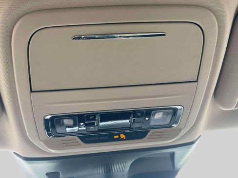 Used 2022 Lincoln Corsair AWD w/ Equipment Group 101A image 28
