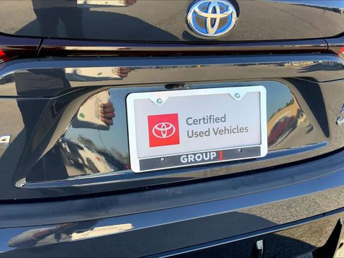 Used 2025 Toyota Corolla SE image 9