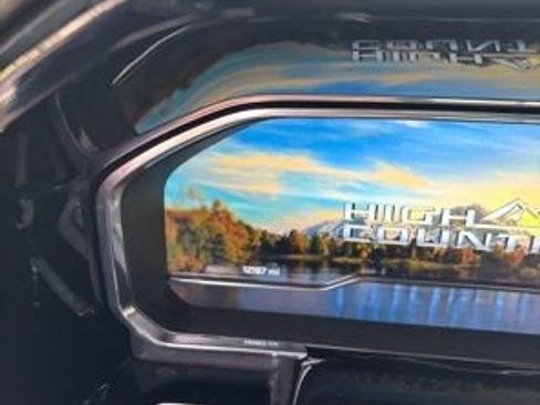 Used 2024 Chevrolet Silverado 3500 High Country w/ High Country Premium Package image 2