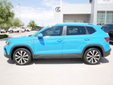 Used 2022 Volkswagen Taos SE w/ Panoramic Sunroof Package image 3