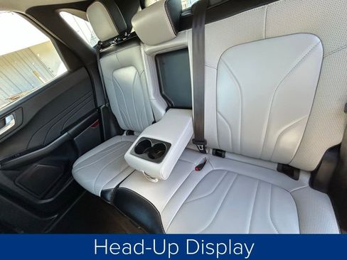 Used 2025 Ford Escape Platinum w/ Premium Technology Package image 19