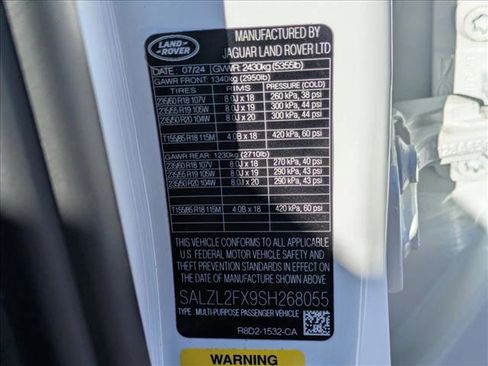 Used 2025 Land Rover Range Rover Evoque Dynamic SE image 27