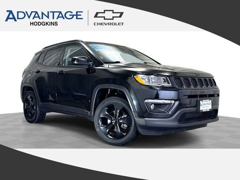 Used 2021 Jeep Compass Latitude image 1