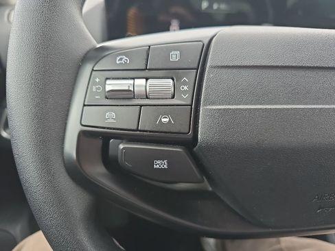 Used 2025 Kia K4 FWD image 13