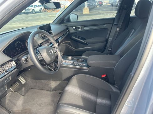 Used 2024 Honda Civic Sport image 13
