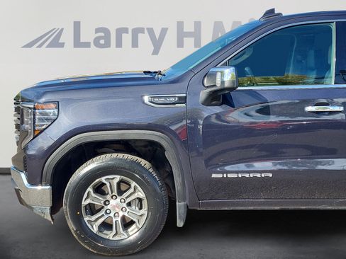 Used 2024 GMC Sierra 1500 SLT image 2