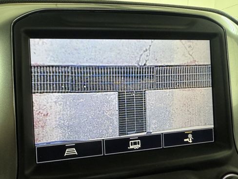 Used 2022 Chevrolet Silverado 1500 LT image 70