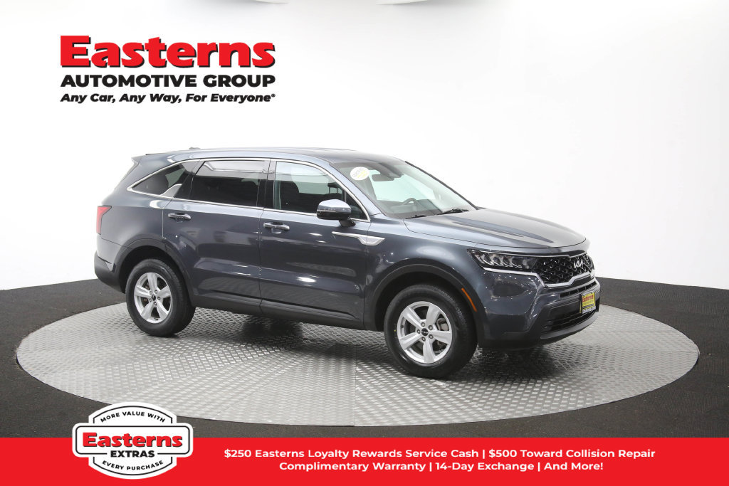 Used 2022 Kia Sorento LX AWD/4WD image 47