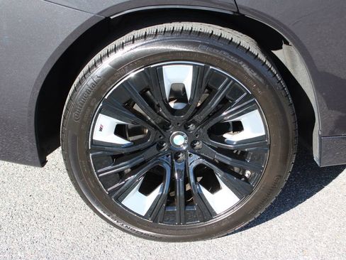 Used 2025 BMW X3 xDrive30i w/ Premium Package image 39