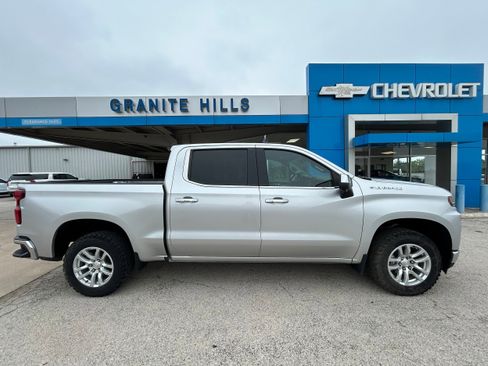 Used 2019 Chevrolet Silverado 1500 LTZ w/ LTZ Plus Package AWD/4WD image 11