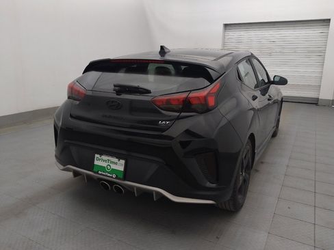 Used 2019 Hyundai Veloster Turbo image 9