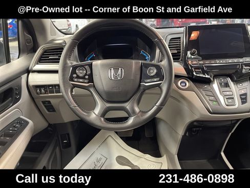 Used 2018 Honda Odyssey EX-L image 16