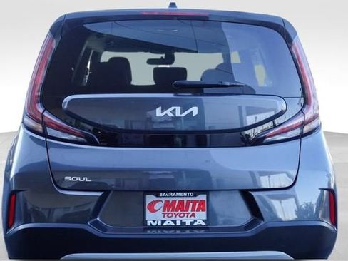 Used 2023 Kia Soul LX w/ Option Group 015 image 7