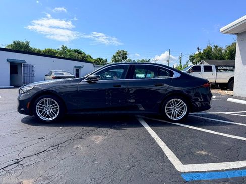 Used 2025 BMW 530i RWD image 4