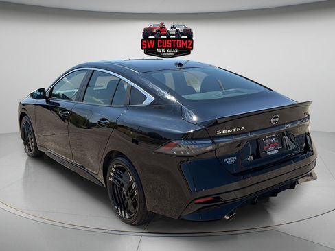 Used 2026 Nissan Sentra SR w/ Floor Mat Package FWD image 5