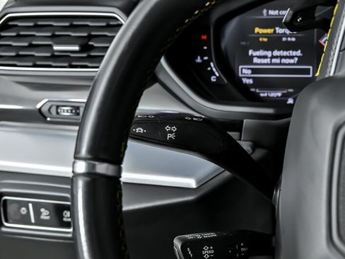 Used 2019 Lamborghini Urus AWD/4WD image 27