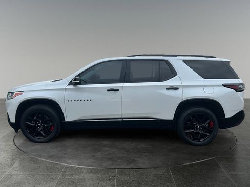 Used 2021 Chevrolet Traverse Premier w/ Redline Edition FWD image 6