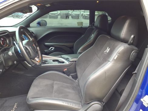 Used 2021 Dodge Challenger R/T Scat Pack w/ Dynamics Package RWD image 17