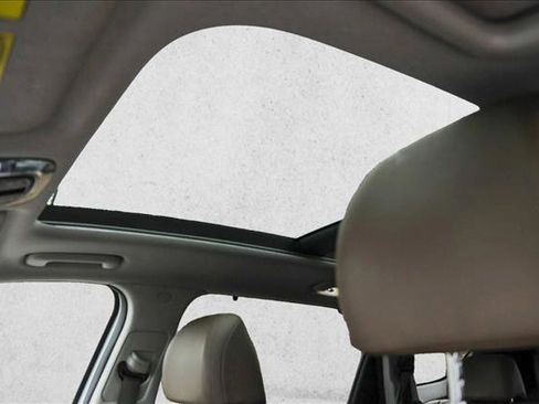 Used 2023 Hyundai Santa Fe Limited image 22