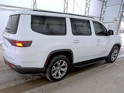 Used 2022 Jeep Wagoneer Series II image 6