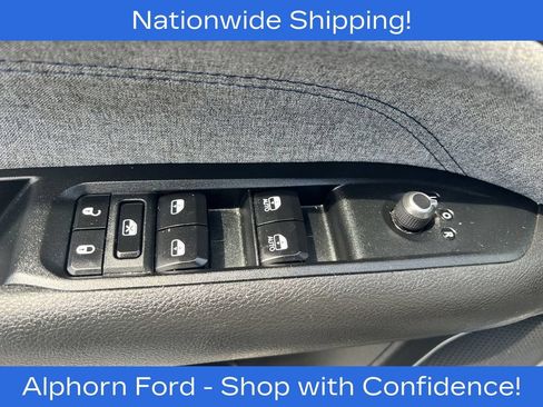 Used 2024 Jeep Compass Latitude AWD/4WD image 12