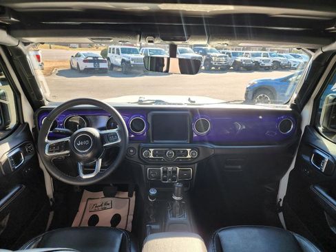 Used 2023 Jeep Wrangler Unlimited Sahara image 12