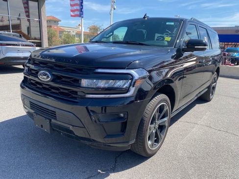 Used 2024 Ford Expedition Max Limited AWD/4WD image 1