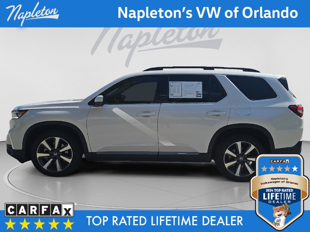 Used 2023 Honda Pilot Touring image 2
