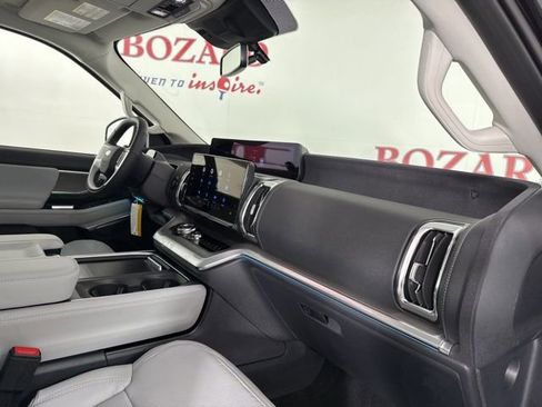 New 2025 Ford Expedition Max Platinum w/ Driver's Package image 20