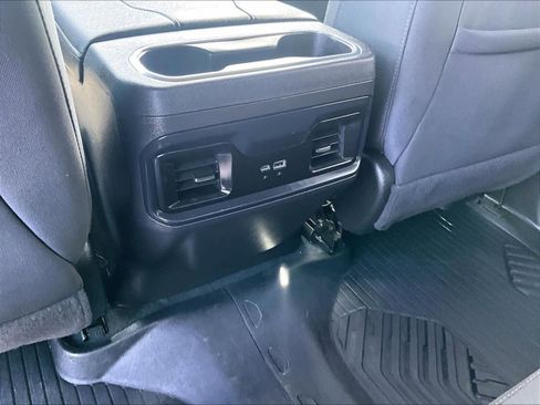 Used 2024 Chevrolet Silverado 1500 LT Trail Boss w/ Convenience Package II image 28