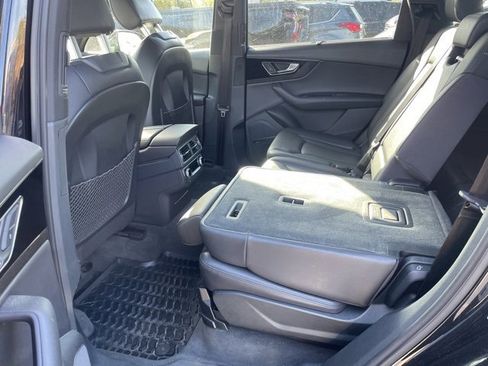 Used 2017 Audi Q7 3.0T Prestige w/ Prestige Package image 23
