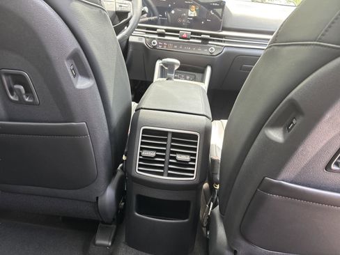 New 2026 Kia Sportage SX image 37