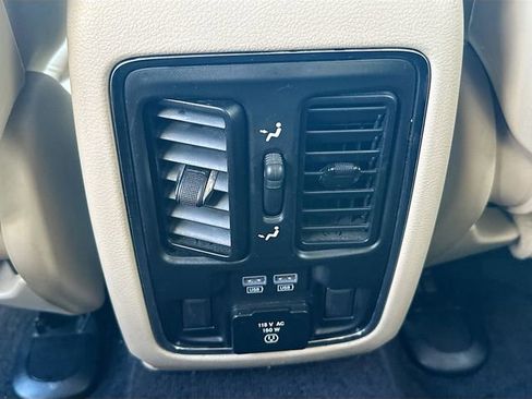Used 2019 Jeep Grand Cherokee Limited AWD/4WD image 27