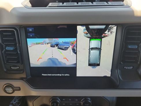 Used 2021 Ford Bronco Wildtrak AWD/4WD image 27