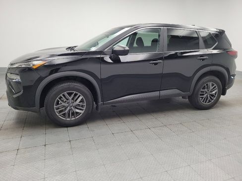 Used 2024 Nissan Rogue S FWD image 2