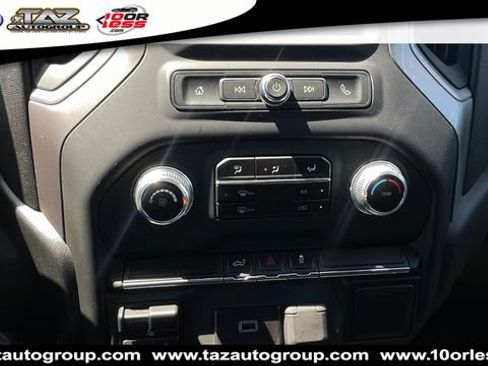 Used 2019 GMC Sierra 1500 4x4 Double Cab w/ Convenience Package image 18