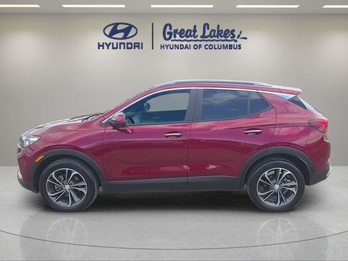 Used 2023 Buick Encore GX Select w/ Safety Package II FWD image 2