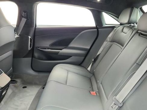 Used 2024 Lucid Air Touring AWD/4WD image 28