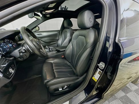 Used 2017 BMW 540i image 25