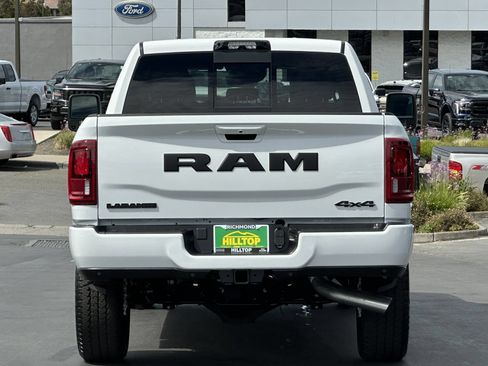 New 2026 RAM 2500 Laramie AWD/4WD image 5