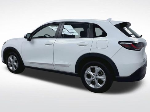 Used 2024 Honda HR-V LX image 9