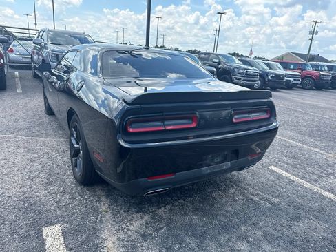 Used 2022 Dodge Challenger GT w/ Blacktop Package RWD image 5